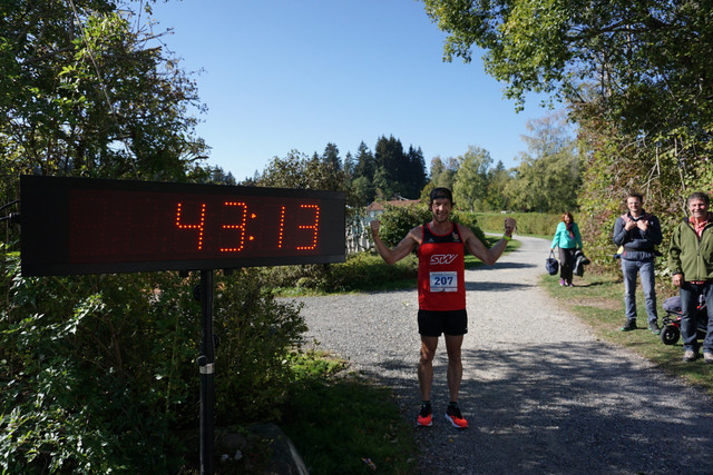 Matthias Zech vom TV Kaufbeuren siegte über 10 Km.