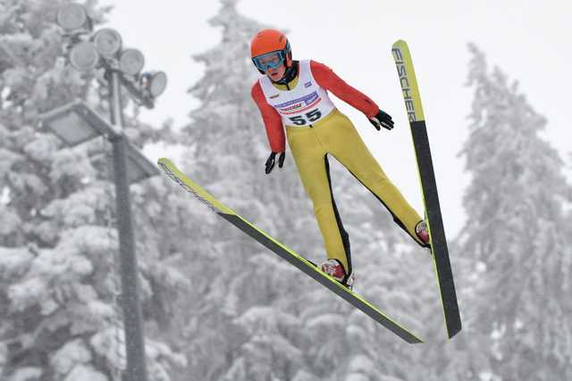 Beat          (Quelle :Jan Simon Schäfers, info@skijumping.photography)