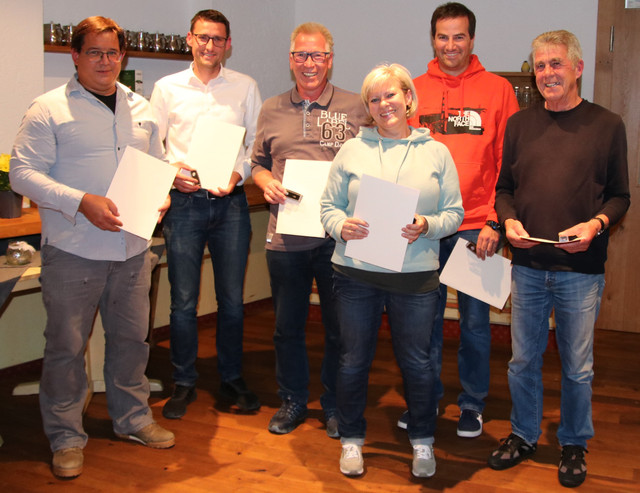 BLSV Ehrungen (v.l.): Marc Murschhauser, Michael Maidel, Pele Hofmann, Sonja Ruepp, Rainer Wengenmayr, Josef Immler - Foto: Jeanette Frey