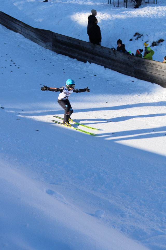 Jona Prestel mit tollem Telemark