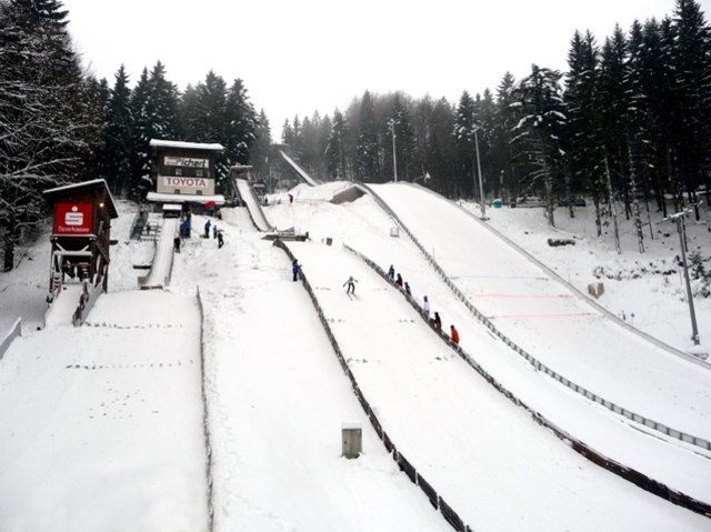 Die bestens präparierten Sprungschanzen K15, K35 und K74 in Rastbüchl 