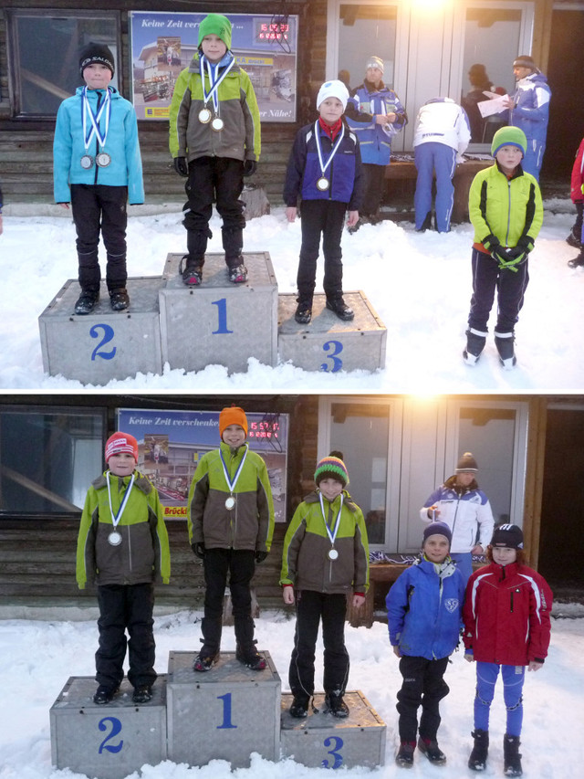 Stolz auf dem Podest: Beat Wiedemann (2.) und Lucas Mach (1.) (Bild oben) – Aaron Wiedemann (2.), Simon Mach (1.) und Simon Hüttl (3.) (Bild unten)