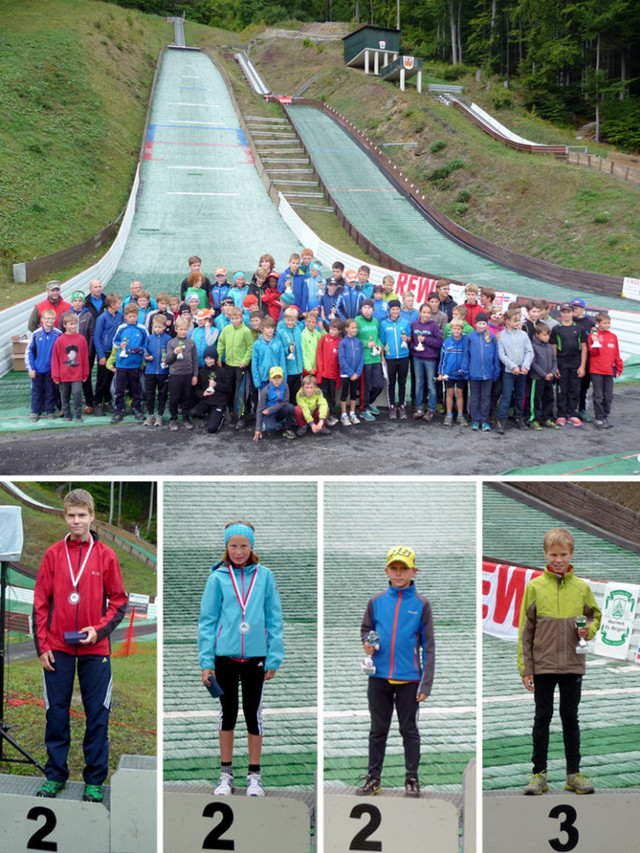 Die bayerischen Nachwuchstalente vor den Kreuzbergschanzen (Bild oben) – die Buchenberger Podestplätze (Bilder unten v.l.n.r) Florian Hüttl, Sophia Maurus, Lucas und Simon Mach