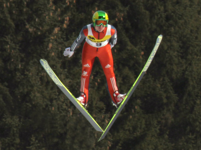 Mit einer Weite von 86,5 Meter sprang Denis erstmals in die Punkteränge 